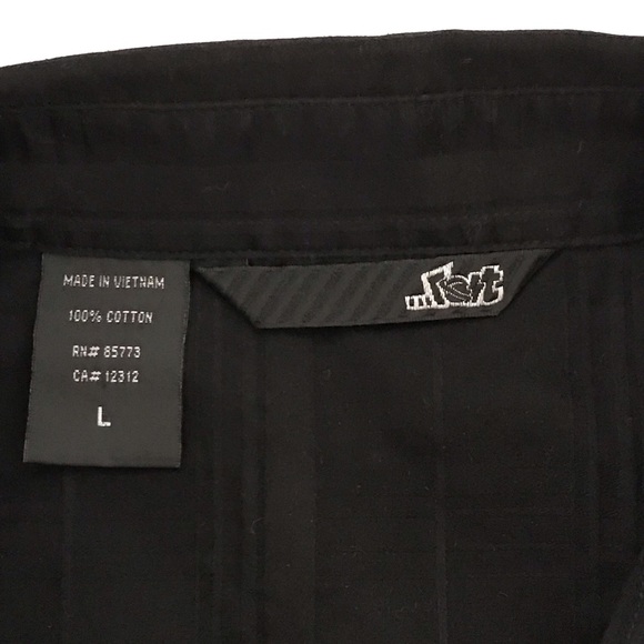 Lost Shirt~Black Button Down / Host Pick - Picture 5 of 11